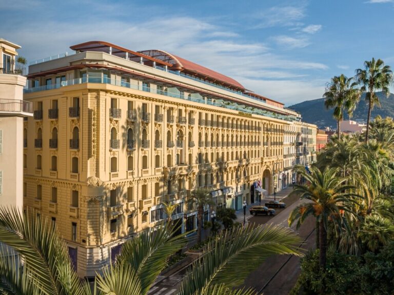 กลุ่มโรงแรมอนันตรา เปิดให้บริการโรงแรมแห่งแรกในฝรั่งเศส  โรงแรม อนันตรา พลาซ่า นีซ