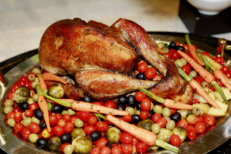 ไก่งวงอบ (โรงแรม มิราเคิล แกรนด์ คอนเวนชั่น)