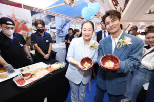 ซูชิหอยโฮตาเตะ