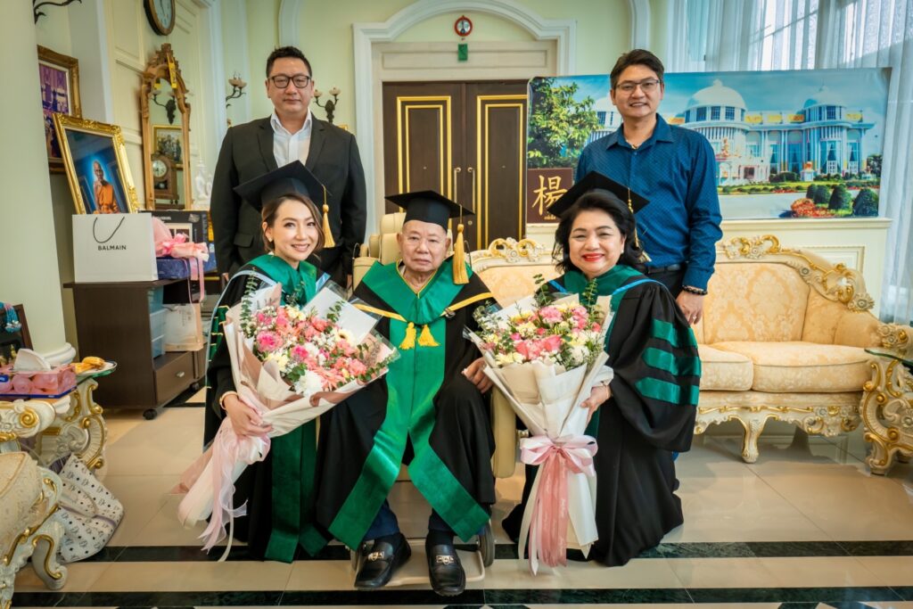 ผู้บริหาร_สหฟาร์ม (11)