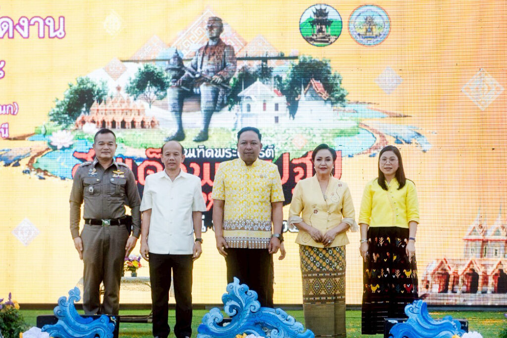 LINE_ALBUM_241167_250327_5