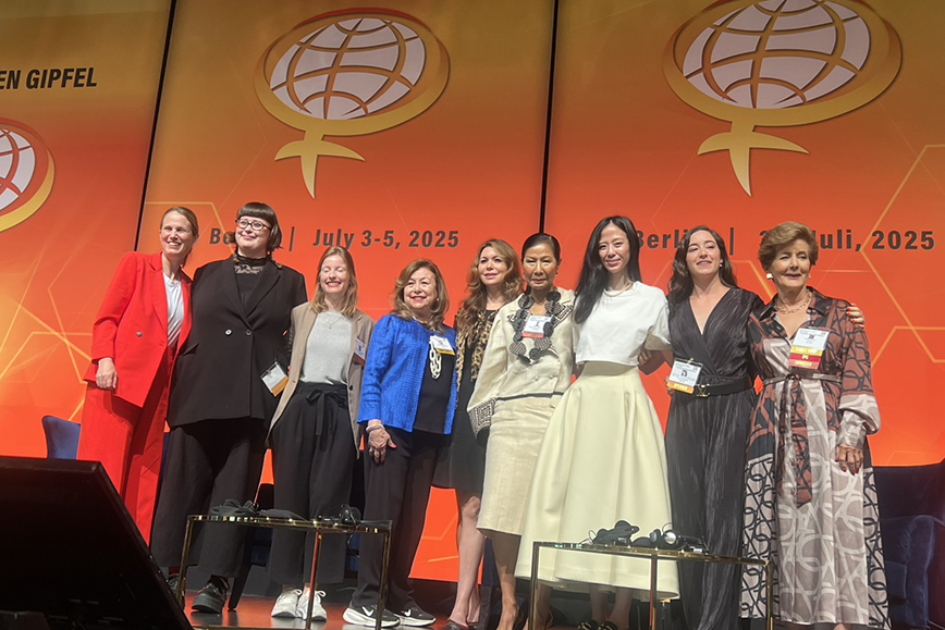 Global Summit of Woman (5)