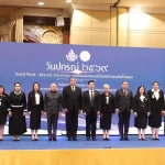 ท่านพลากร สุวรรณรัฐ องคมนตรี เยี่ยมบูนิทรรศการของ พอช. “การก้าวข้าม โลกไร้สมดุล มิติอยู่ดี คุณภาพชีวิตที่สมศักดิ์ศรี